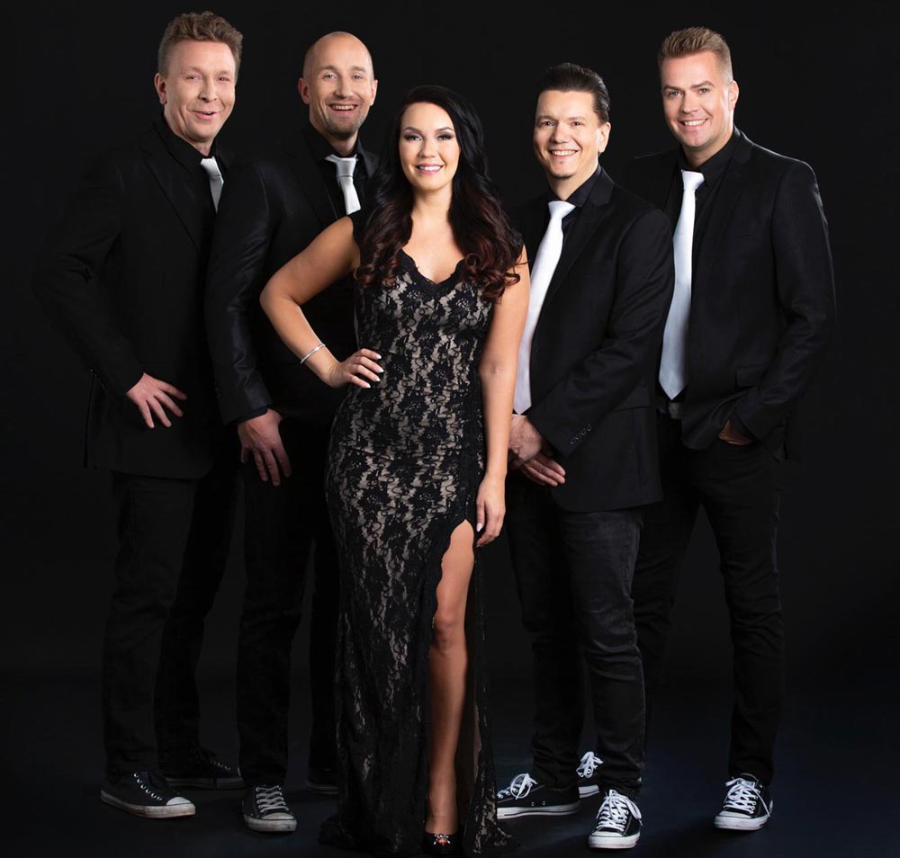 Saija-Tuupanen-&-Exmiehet